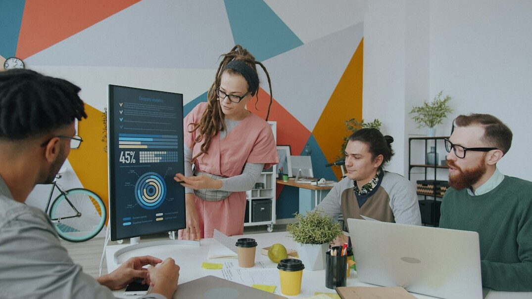 team collaborating with ai