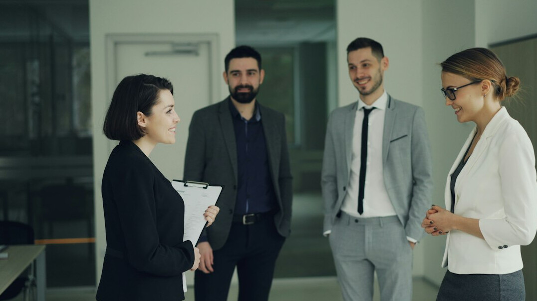 business team discussing ai